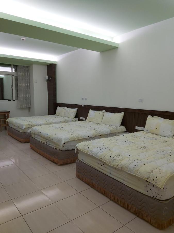Happy Heart B&B Taitung Екстериор снимка