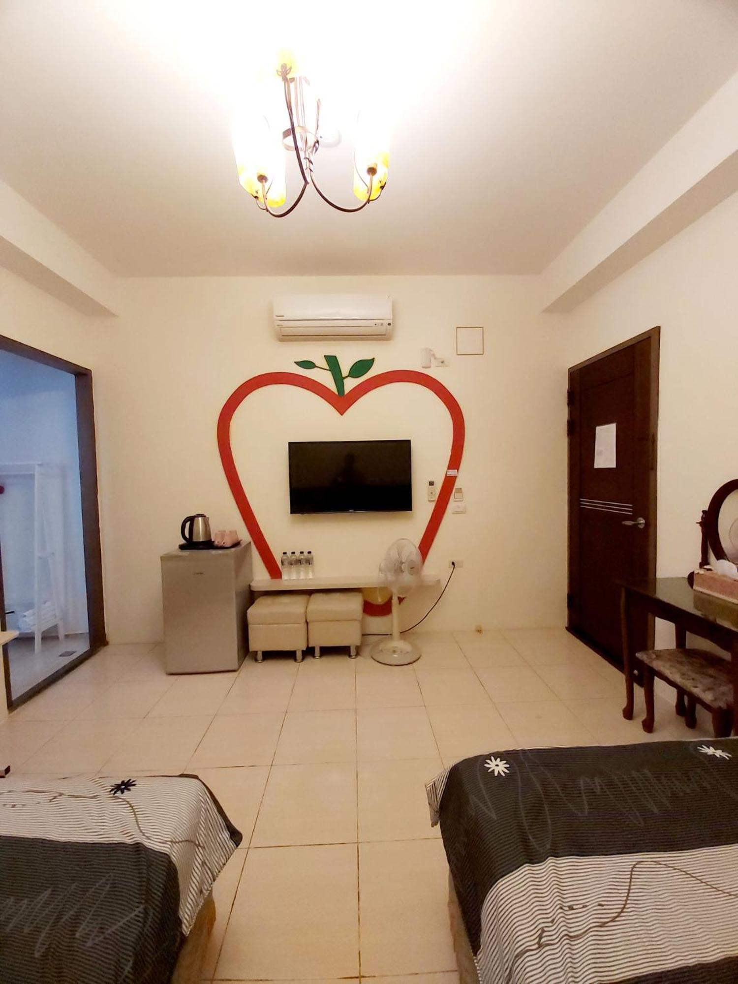 Happy Heart B&B Taitung Екстериор снимка
